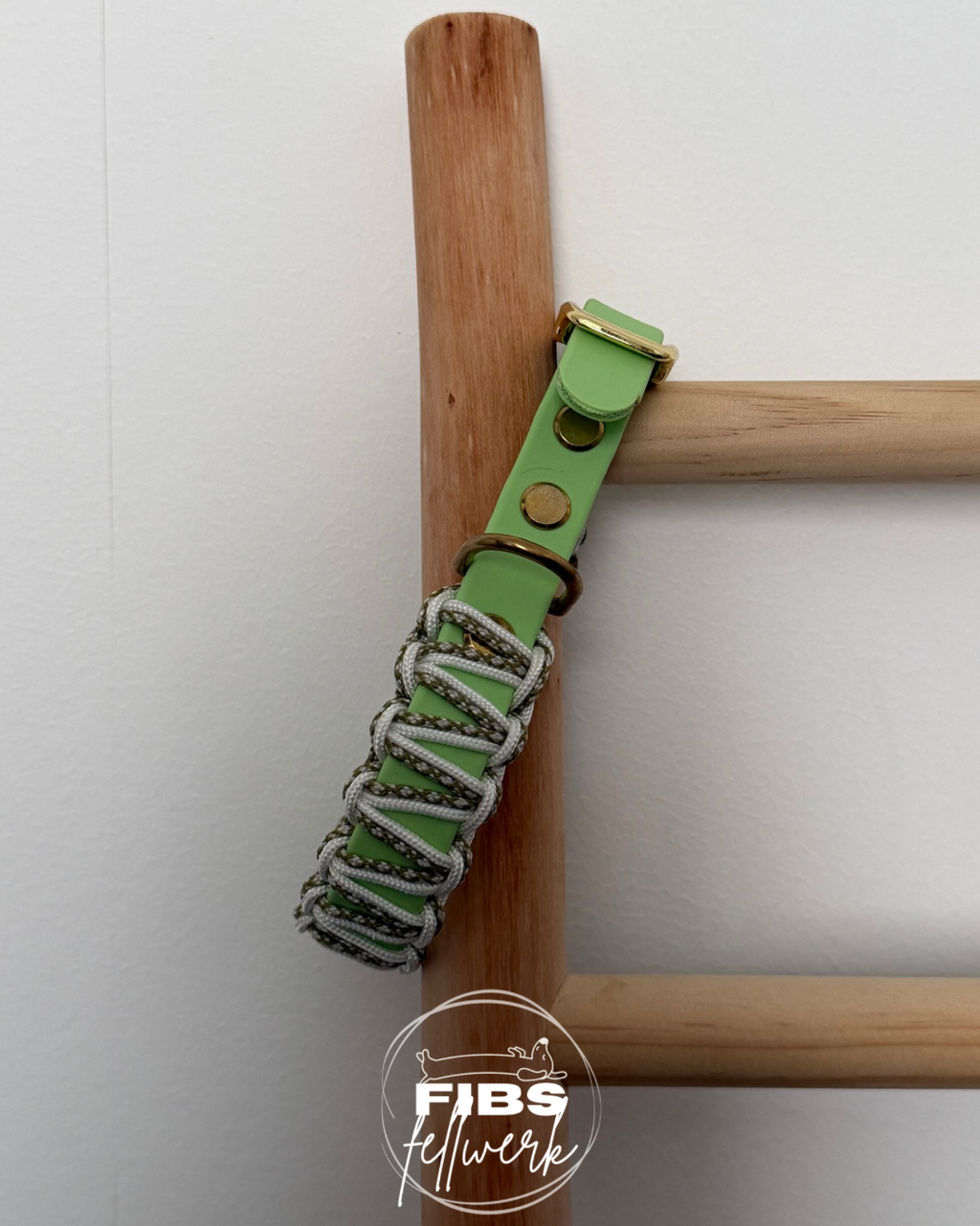 Hugo Spritz Halsband